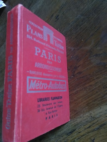Portada del libro de (modèle déposé) PLAN-GUIDE DE PARIS. Répertoire des rues - métros - autobus (PARIS PAR ARRONDISSEMENT)