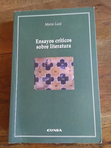 Portada del libro de ENSAYOS CRÍTICOS SOBRE LITERATURA