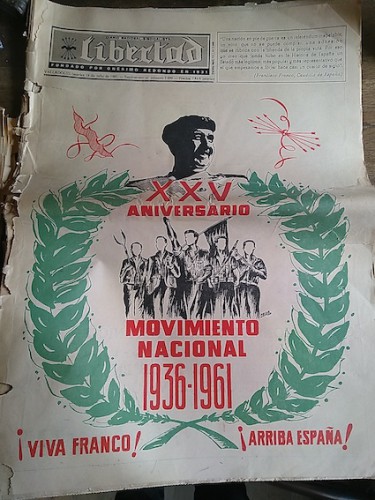 Portada del libro de LIBERTAD. Diario Nacional-sindicalista. Extraordinario dedicado al XXV aniversario del Alzamiento. 18...