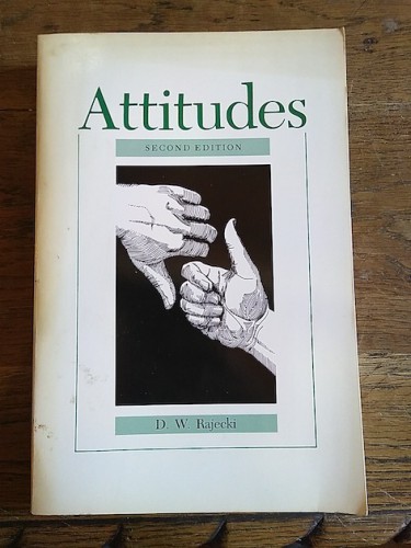Portada del libro de ATTITUDES