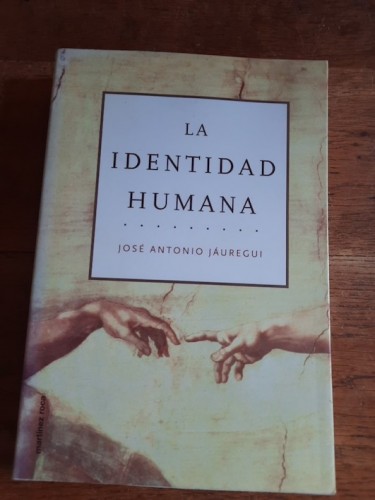 Portada del libro de La identidad humana