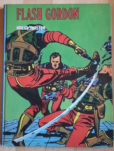 Portada del libro de FLASH GORDON HACIA JÚPITER