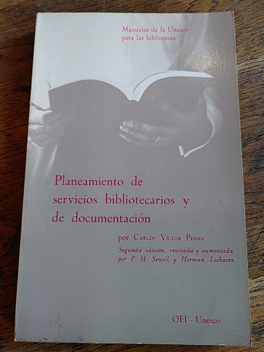 Portada del libro de PLANEAMIENTO DE SERVICIOS BIBLIOTECARIOS Y DE DOCUMENTACIÓN