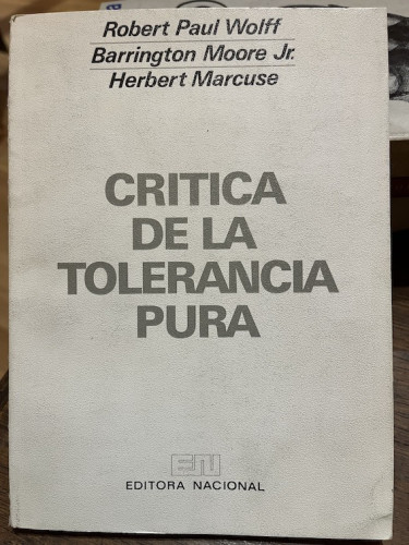 Portada del libro de CRÍTICA DE LA TOLERANCIA PURA