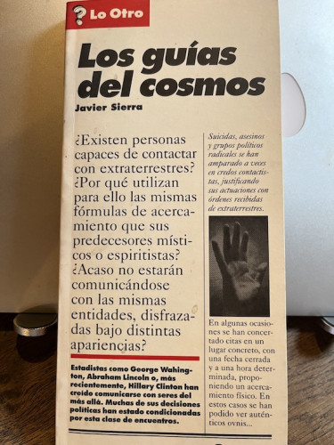 Portada del libro de LOS GUÍAS DEL COSMOS