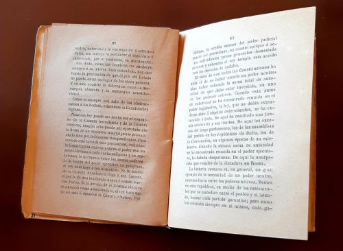 Portada del libro de Principios de política aplicables á todos los gobiernos representativos.Traducción y prólogo de Antonio...