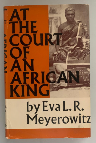 Portada del libro de AT THE COURT OF AN AFRICAN KING