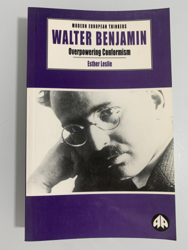 Portada del libro de WALTER BENJAMIN: Overpowering Conformism