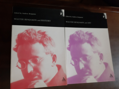 Portada del libro de Walter Benjamin and history - Walter Benjamin and art .
dos volúmenes