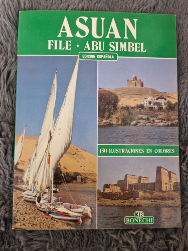 Portada del libro de Asuan. File, Abu Simbel