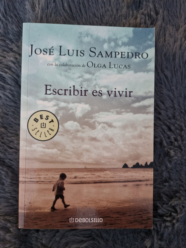 Portada del libro de Escribir es vivir.