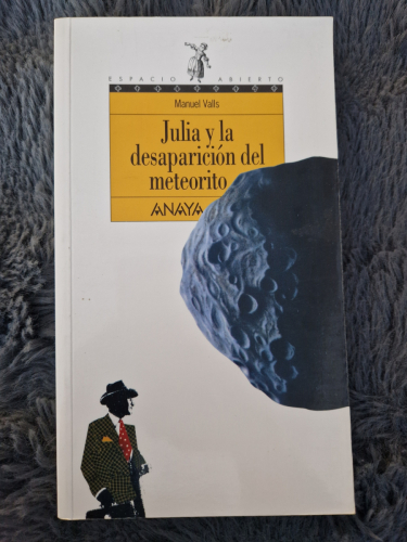 Portada del libro de Julia y la desaparición del meteorito
