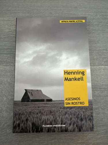 Portada del libro de Asesinos sin rostro