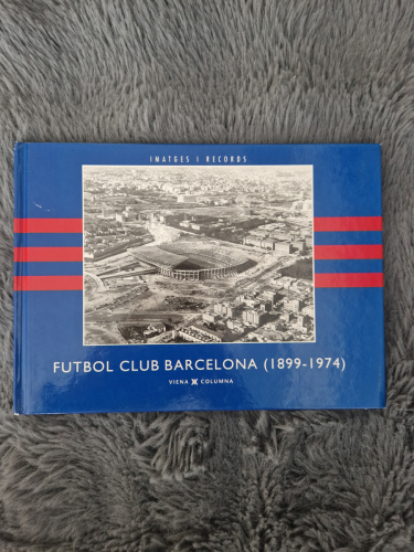 Portada del libro de Imatges i records Fútbol Club Barcelona 1899-1974
