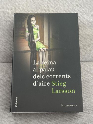 Portada del libro de La reina al palau dels corrents d'aire (Sèrie Millennium 3)