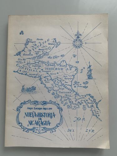 Portada del libro de NUEVA HISTORIA DE NICARAGUA (dedicado autor)