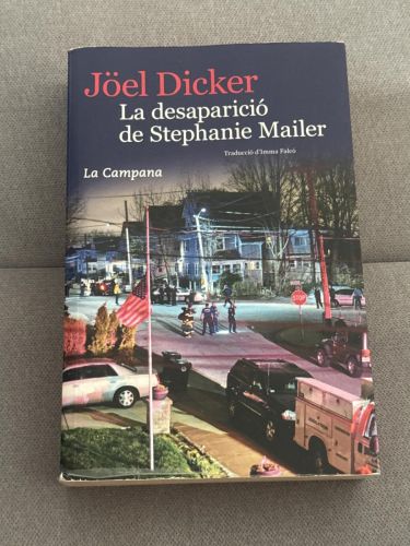 Portada del libro de La desaparició de Stephanie Mailer