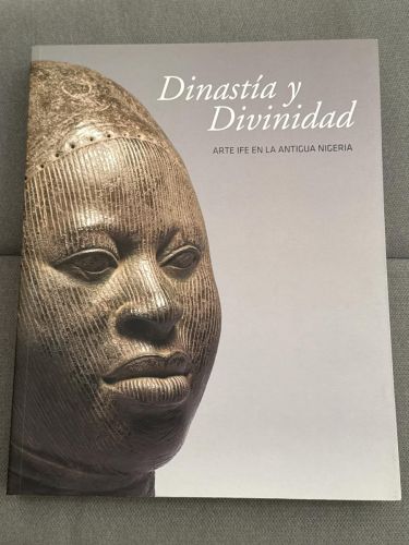 Portada del libro de Dinastía y divinidad. Arte IFE en la antigua Nigeria