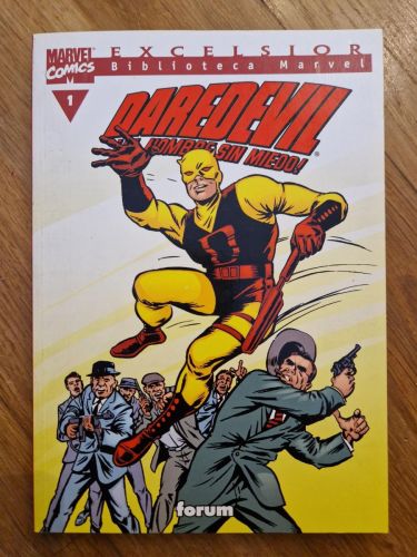 Portada del libro de Biblioteca Marvel, Daredevil, el hombre sin miedo 01