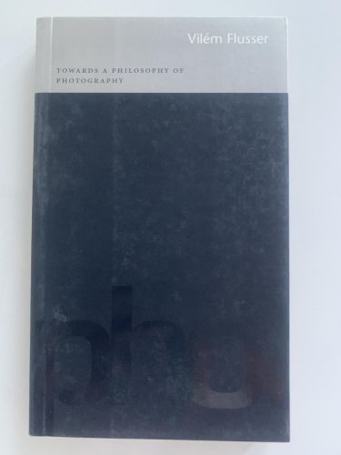 Portada del libro de TOWARDS A PHILOSOPHY OF PHOTOGRAPHY