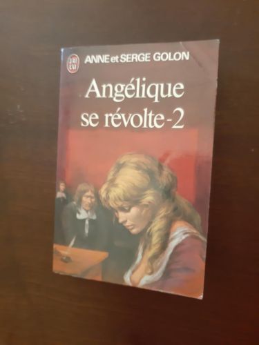 Portada del libro de ANGÉLIQUE SE REVOLTE-2