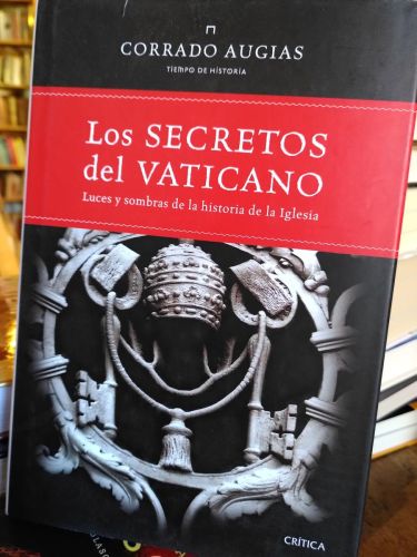 Portada del libro de Los secretos del Vaticano. Luces y sombras de la historia de la Iglesia