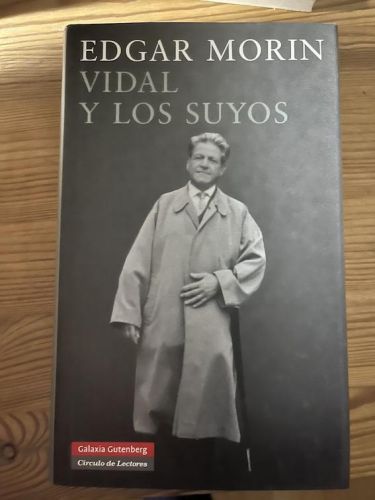 Portada del libro de VIDAL Y LOS SUYOS