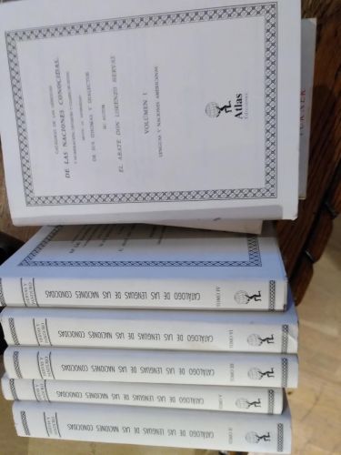 Portada del libro de CATÁLOGO DE LAS LENGUAS CONOCIDAS y numeración, división y clases de éstas, según la diversidad de sus...