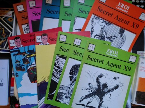 Portada del libro de SECRET AGENT X9 (COL. Eroi 'i sedicesimi - 11 números: 6, 11, 16, 20, 28, 36, 52, 54, 60, 61, 62)