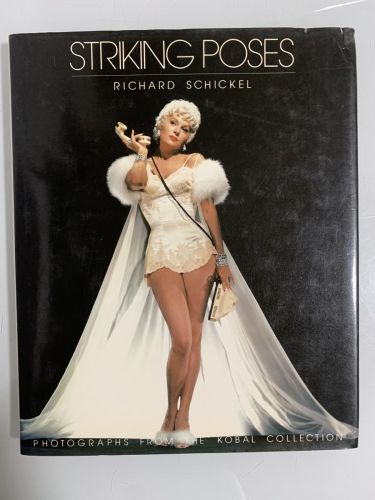 Portada del libro de STRIKING POSES