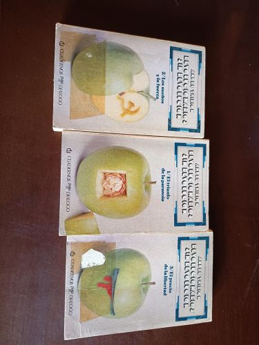 Portada del libro de Revolucionarios sin revolución, tres tomos. 1/El triunfo de la paranoia 2/Los sueños y la fuerza 3/el...